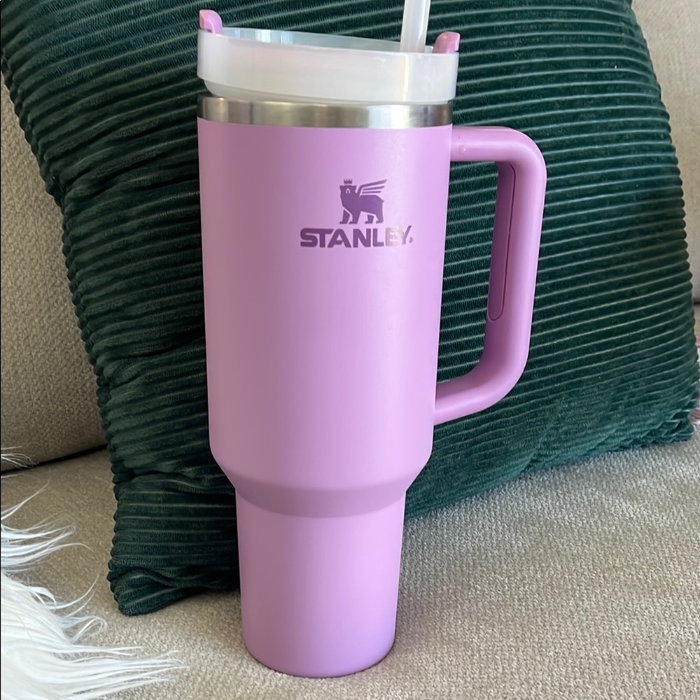 Stanley Purple Insulated Tumblerwith Handle
